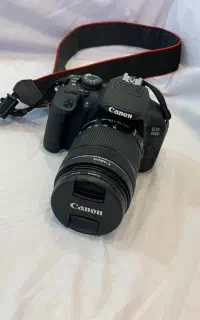 دوربین 700D canon در حد نو