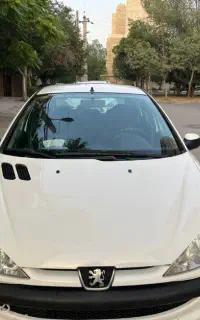 پژو ۲۰۶ تیپ ۵ مدل ۱۳۹۳