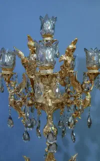 آباژور/ کنار سالنی برنجی طرح فرشته