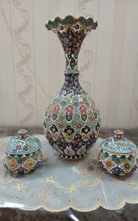 گلدان مینا کاری