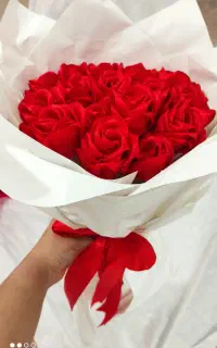 دو عدد گل روبانی رز قرمز