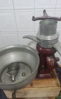 چرخ شیر 24 پیاله فروشی در حد نو