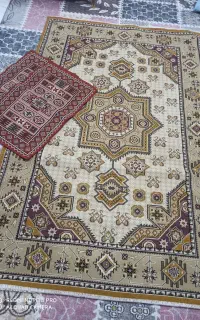 گلیم فرش به همراه دو عدد پا دری
