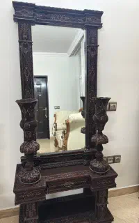 آینه و شمعدان چرمکاری با میز