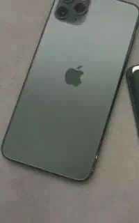 ایفون ۱۱..