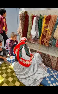 آموزشگاه قالی بافی