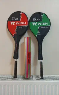دو عدد راکت بدمینتون با برند WISH