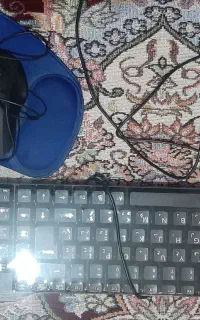 کیبورد و آکواریوم