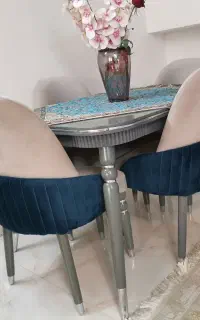 میز ناهارخوری چهار نفره بسیاز تمیز