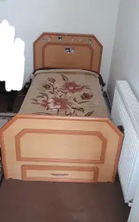 تخت خواب یک نفره