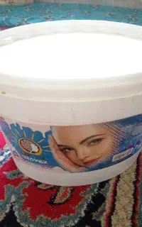 فروش دوعدد موم سطلی شیر مارک لیواکسان