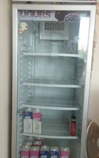 یخچال ویترینی عرض ۷۰ موتور میخواد