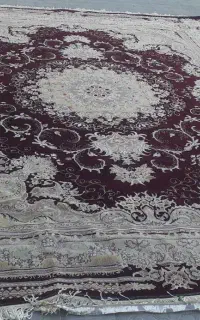فرش ۱۲متری سالم و تمیز