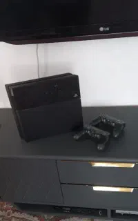 کنسول Ps4 در حد نو