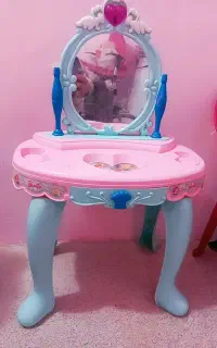 آرایشی دخترانه