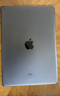 آیپد iPad 7th generation wifi 32GB خیلی تمیز