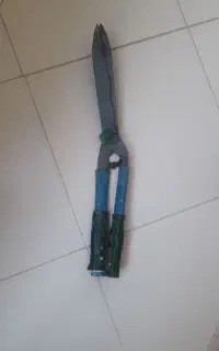 قیچی شمشادزن کارکرده