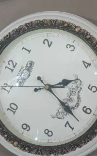 ساعت دیواری