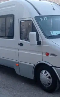 مینی بوس