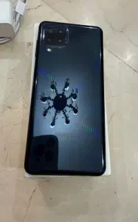 m32 رام6 128 گیگ درحد اکبند