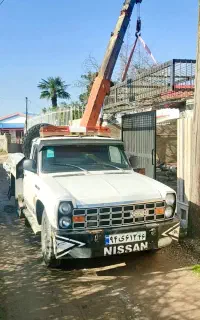 جرثقیل نیسان و یدک کش خودرو