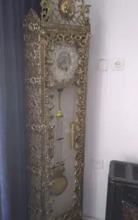 ساعت طرح برنز