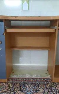 میز تحریر و میز تلویزیون