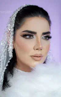 میکاپ تخصصی عروس و همراهی  با بهترین متریال