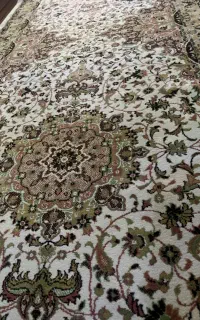 فرش کناره یا فرش راهروئی  ماشینی 4 متر در یک متر