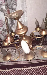 لوستربرنجی باآبکاری طلا وآفتابه قدیمی مسی