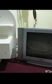 تلویزیون سامسونگ وکمد کودک درحد نو
