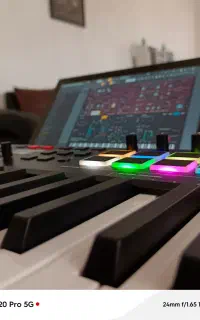 میدی کیبورد کنترلر m audio oxygen pro 49