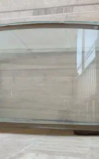 آکواریوم شیشه خم