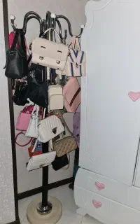 رخت اویز ایستاده