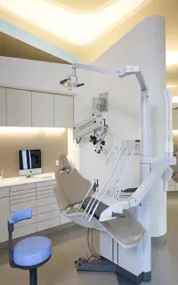فروش و تعمیر تجهیزات پزشکی و دندانپزشکی