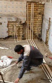 لوله کشی آب تعمیر لوله آب حتی خورده کاری  اصفهان