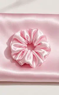 روبالشتی و کش مو