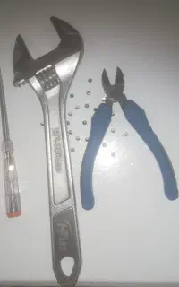ابزارآلات.