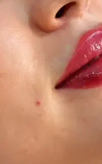 کلینیک زیبایی آرتا رویال