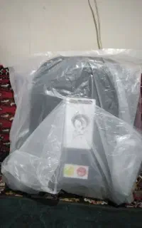 دستشویی فرنگی دیواری سالم و استفاده نشده است