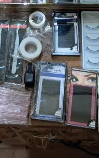 لوازم اکستنشن مژه کاملا نو و سالم
