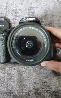 دوربین عکاسی کانن مدل EOS 700D به همراه متعلقات