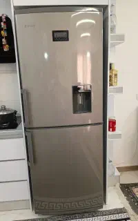 شارژ گاز و تعمیر انواع یخچال و فریزر خانگی و صنعتی