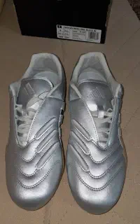 کتونی ورزشی