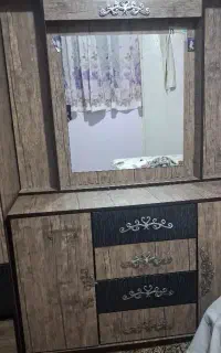 آینه میز آرایشی