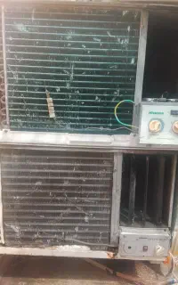 فروش دو عدد کولر پنجره ایی