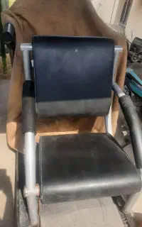 صندلی اداری درحدنو وسالم