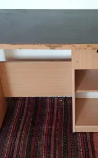 میز کامپیوتر و تحریر و مطالعه
