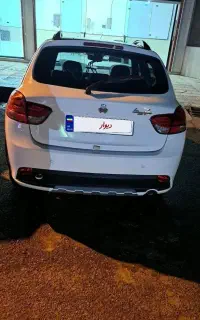 کوییک R سقف مشکی