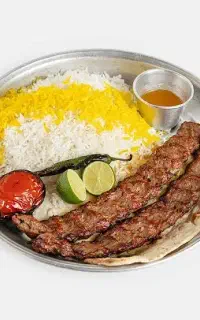 استخدام چند ردیف شغلی در رستوران